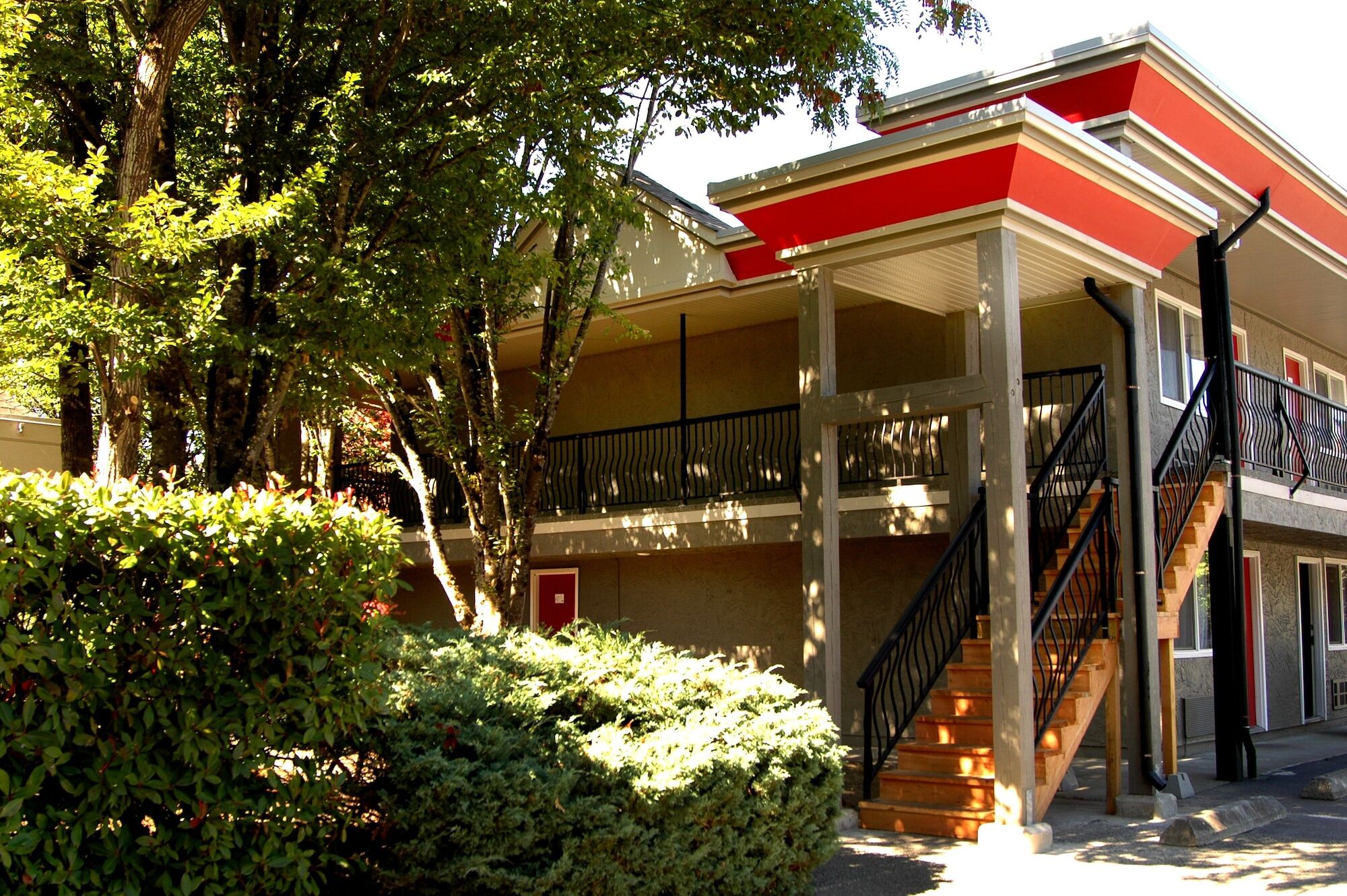 Ramada By Wyndham Duncan Cowichan Valley Екстериор снимка